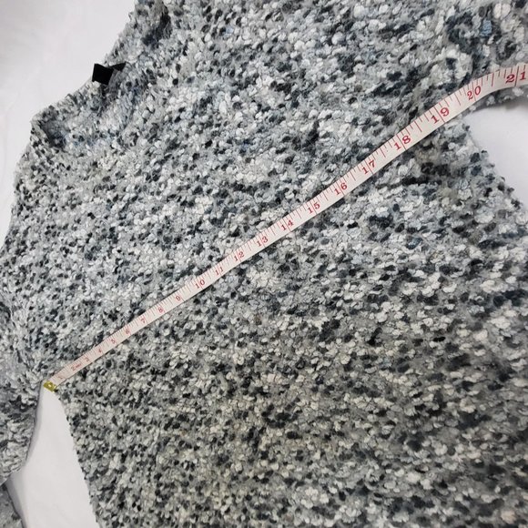 Tribal Gray Knit Sweater Women’s Medium Cozy Long Sleeve - Picture 11 of 14